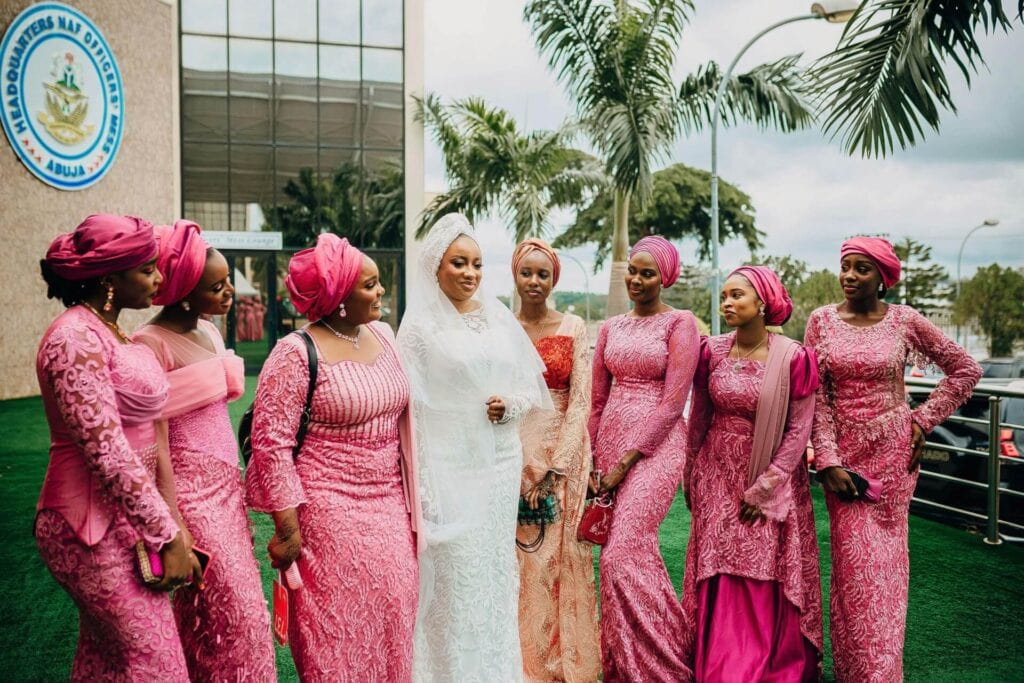 Gäste in die Freie Trauung einbeziehen 86 FR Blog Gaeste pex kaybee photography 664870201 33552106 ti