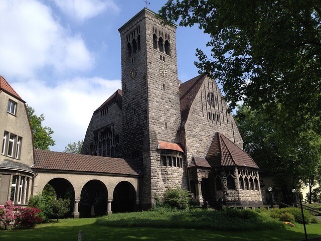 Trauerredner Bochum | Lutherkirche am Stadtpark