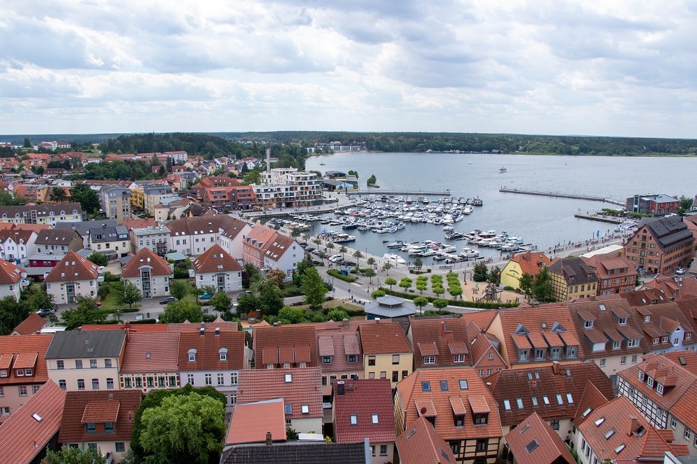 Am Müritzsee in Mecklenburg-Vorpommern kann man wundervolle Freie Trauungen halten