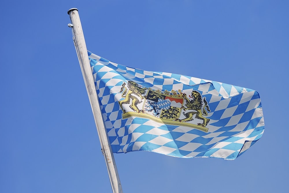 Trauerredner Bayern - Freie Trauerfeier Bayern 1 Trauerredner Bayern buchen - bei freieredner.com-min