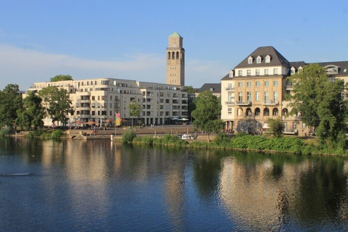 Trauredner Mülheim / Traurednerin Mülheim hier finden 4 Trauredner Mülheim - Freie Redner