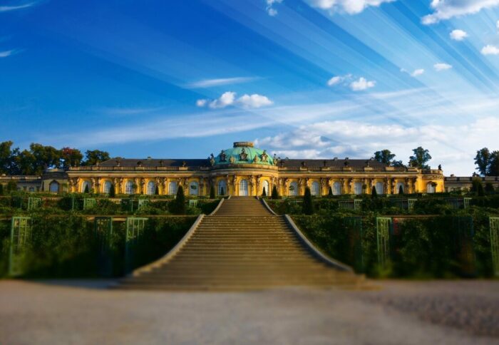 Trauredner Potsdam | Traurednerin Potsdam finden 4 FR LP Trauredner Potsdam pb sanssouci castle 970764 1920 Mittel ti