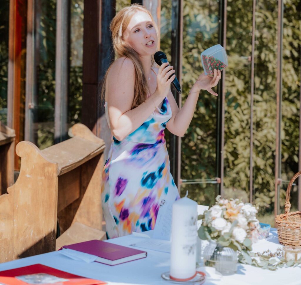 Freie Rednerin Theresa Berger