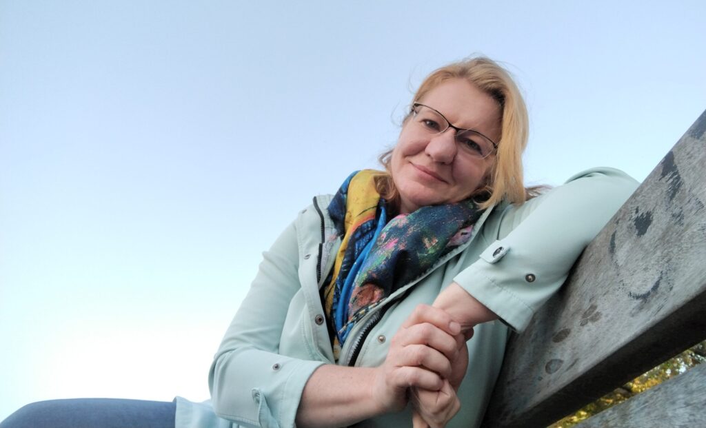 Freie Rednerin Daniela Brendel für Trauungen, Trauerfeiern und Willkommensfeste