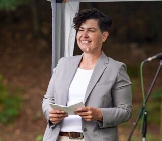 Rednerin Karin Büttner