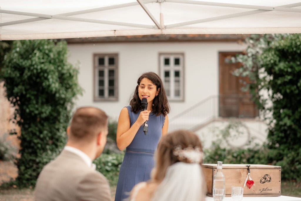 Freie Rednerin Yesim Süß