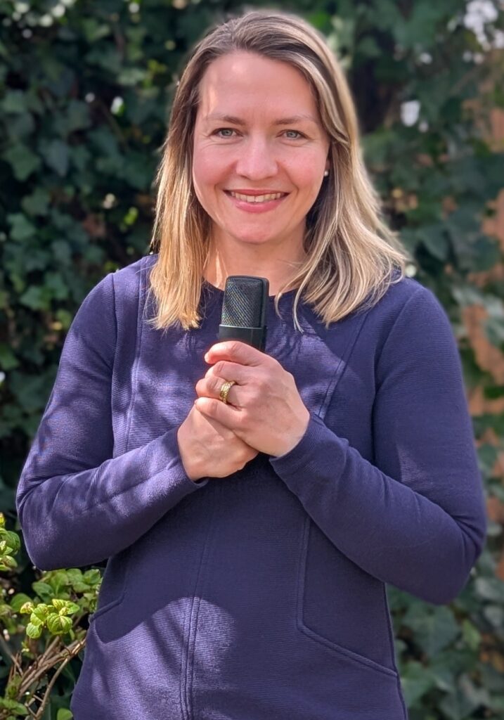 Freie Rednerin Kathi Kaufmann für Freie Trauung, Hochzeit, Heirat, Trauerfeier, Beerdigung, Beisetzung, Willkommensfest, Freie Taufe