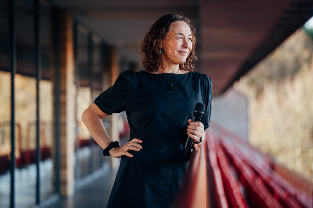 Hier sieht man unsere Freie Rednerin Anja Kasper