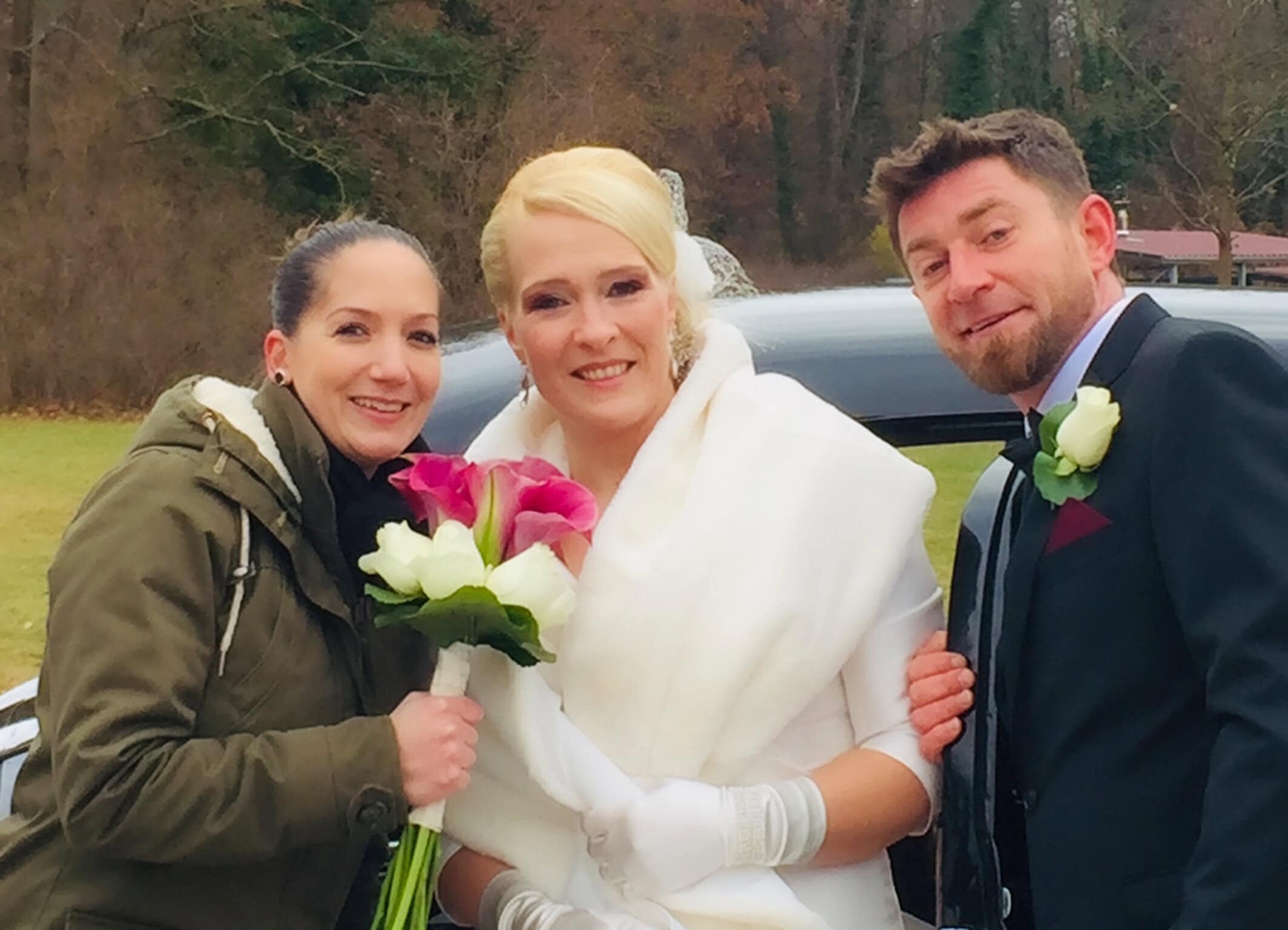 Hochzeit mit professioneller Rednerin, die eine persönliche Trauung gestaltet. Perfekt für individuelle Hochzeitszeremonien, bei denen Emotionen und persönliche Worte im Mittelpunkt stehen.