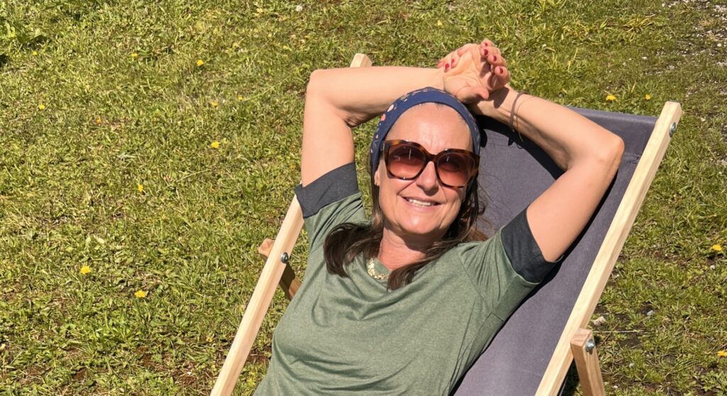 Hier sieht man unsere Freie Rednerin Karin Stengel